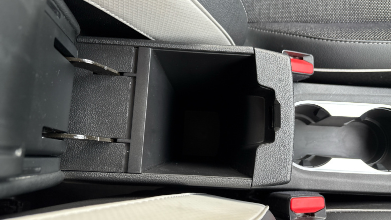 Renault Captur 1.0 TCE 90 Techno 5dr Petrol Hatchback